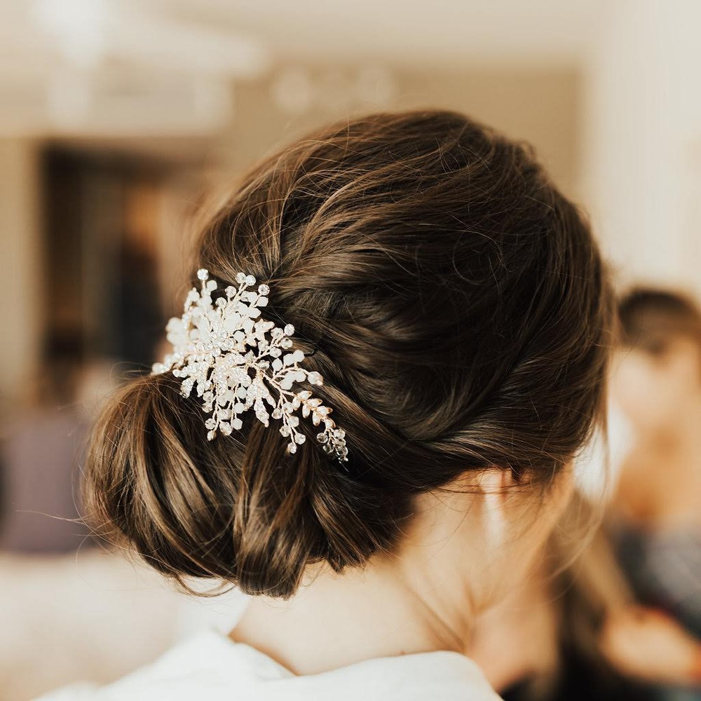 Jeweled hair clip
